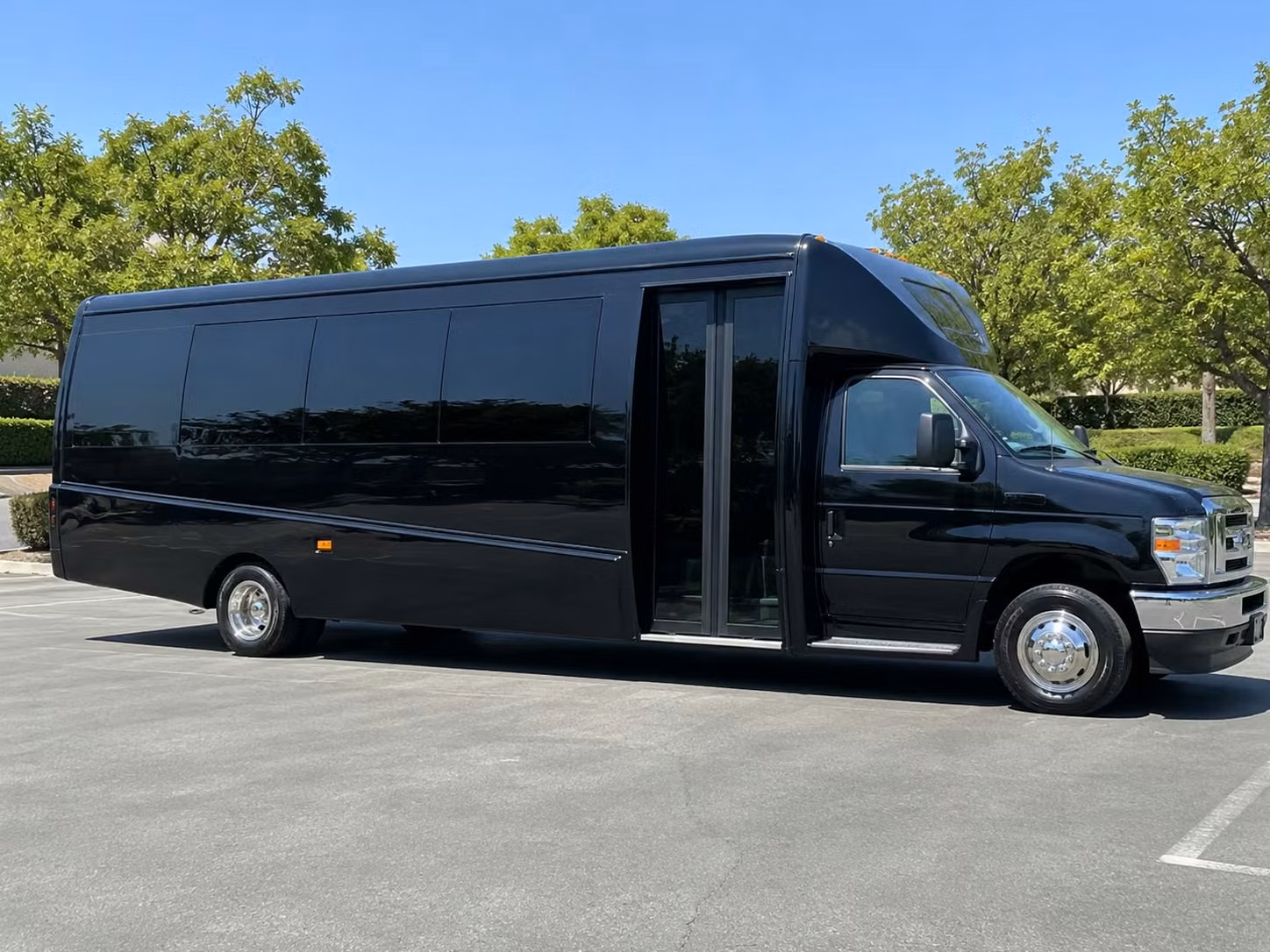 18 passenger minibus